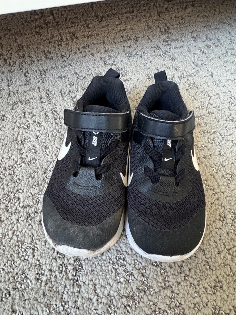 Nike Kids Black and White Velcro Mesh Sneakers